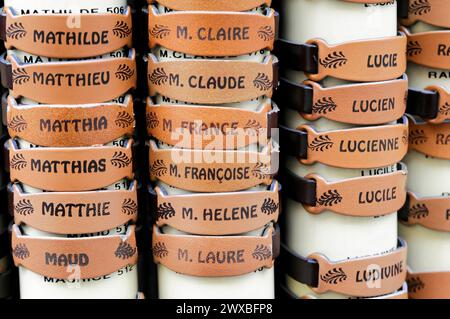 Boat trip on the L'ILL, Strasbourg, Alsace, Personalised leather bracelets with different first names as souvenirs, Strasbourg, Alsace, France Stock Photo
