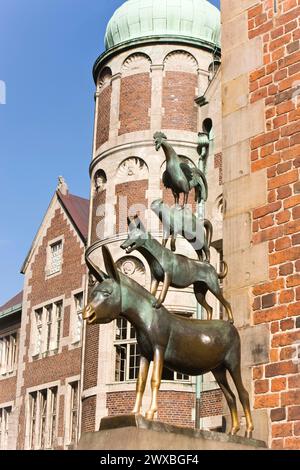 Bremen Town Musicians, bronze statue, artist Gerhard Marcks from 1953, Bremen, Germany Stock Photo