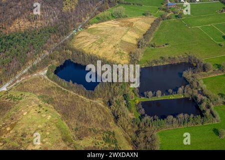 Luftbild, Drei Teiche an der Sonderabfalldeponie Hünxe-Schermbeck der AGR mbH, Gartrop, Hünxe, Nordrhein-Westfalen, Deutschland ACHTUNGxMINDESTHONORARx60xEURO *** Aerial view, Three ponds at the hazardous waste landfill Hünxe Schermbeck of AGR mbH, Gartrop, Hünxe, North Rhine-Westphalia, Germany ATTENTIONxMINDESTHONORARx60xEURO Stock Photo