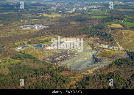 Luftbild, Sonderabfalldeponie Hünxe-Schermbeck der AGR mbH, Hermann Nottenkämper GmbH Entsorgungsunternehmen, Gartrop, Hünxe, Nordrhein-Westfalen, Deutschland ACHTUNGxMINDESTHONORARx60xEURO *** Aerial view, hazardous waste landfill Hünxe Schermbeck of AGR mbH, Hermann Nottenkämper GmbH Entsorgungsunternehmen, Gartrop, Hünxe, North Rhine-Westphalia, Germany ATTENTIONxMINDESTHONORARx60xEURO Stock Photo