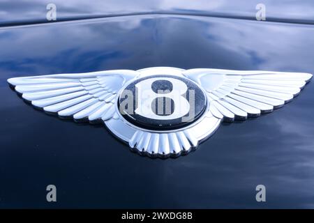 Vintage car Bentley emblem on a hood. Festival OLD CAR Land. May 12, 2019. KIev, Ukraine Stock Photo