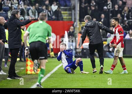 Brussels, Belgium. 30th Mar, 2024. Anderlecht's Thorgan Hazard and Antwerp's Owen Wijndal pictured during a soccer match between RSC Anderlecht and Royal Antwerp FC, Saturday 30 March 2024 in Brussels, on day 1 (out of 10) of the Champions' Play-offs of the 2023-2024 'Jupiler Pro League' first division of the Belgian championship. BELGA PHOTO TOM GOYVAERTS Credit: Belga News Agency/Alamy Live News Stock Photo