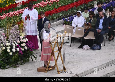 Vatican City, Italy. 31st Mar, 2024. Pope Francis during the Holy Mass on Easter Sunday and “Urbi et Orbi” Blessing, 31 March 2024 at the St. Peter's Square Vatican City, Vatican. Credit: Live Media Publishing Group/Alamy Live News Stock Photo