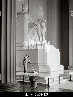 Washington, D.C., USA - Emancipation Proclamation; Black American Mops the Florr of the Lincoln Memorial in early Morning. Stock Photo
