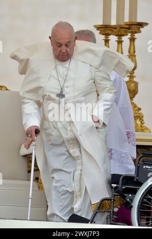 Vatican City, Vatican City. 31st Mar, 2024. Pope Francis is shown during the Easter Mass in St. Peter's Square at the Vatican. on Sunday, March 31, 2024. 3Photo by Stefano Spaziani/UPI Credit: UPI/Alamy Live News Stock Photo