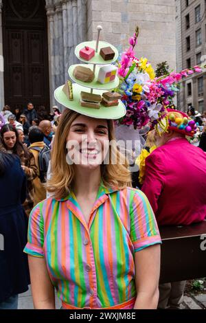 New York, NY, USA. 31st Mar, 2024. Manhattan's Fifth Avenue fills with colorfully costumed and elaborately hatted celebrants for the annual Easter Parade and Bonnet Festival. Credit: Ed Lefkowicz/Alamy Live News Stock Photo