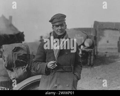 Brigadier General Douglas Macarthur, France, WW1 Stock Photo - Alamy