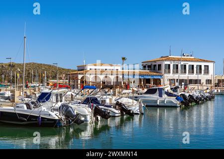 Cruisers and yachts moored at marina of Port de Pollenca, Mallorca, Balearic Islands, Spain Stock Photo