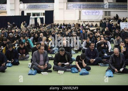 Tehran, Tehran, Iran. 1st Apr, 2024. Shiite worshipers attend Laylat al-Qadr, or the Night of Destiny during the holy Islamic month of Ramadan, in Tehran, Iran, Sunday, April 01, 2024. (Credit Image: © Sobhan Farajvan/Pacific Press via ZUMA Press Wire) EDITORIAL USAGE ONLY! Not for Commercial USAGE! Stock Photo