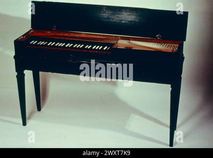 Stok beresolusi tinggi Clavichord abad ke-18Stok beresolusi tinggi Clavichord abad ke-18  