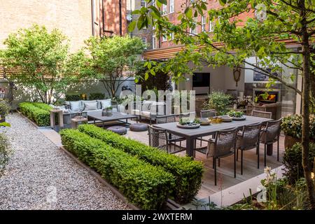 Garden seating on terrace of Chelsea townhouse, West London, UK Stock Photo