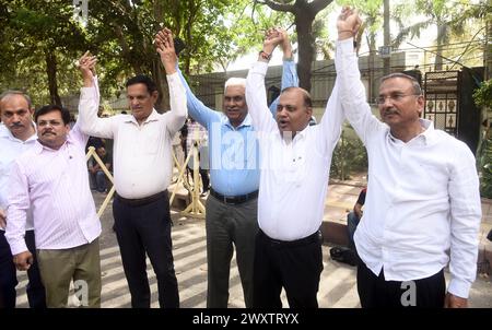 New Delhi, India. 02nd Apr, 2024. NEW DELHI, INDIA - APRIL 2: Senior AAP leaders and AAP MLAs leave after meeting with Sunita Kejriwal at Chief Minister Arvind Kejriwal Residence on April 2, 2024 in New Delhi, India. (Photo by Sonu Mehta/Hindustan Times/Sipa USA) Credit: Sipa USA/Alamy Live News Stock Photo