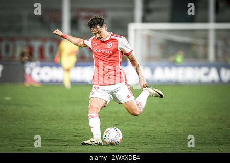 Cordova, Argentina, USA. 2nd Apr, 2024. CORDOBA (AR) 02/04/2024-FOOTBALL/MATCH/INTERNATIONAL-Match between Belgrano (ARG) and Internacional (BRA), valid for the first round of the group stage of the Copa Sulamericana 2024, held at the Mario Alberto Kempes Stadium, in Cordoba, in Argentina, this Tuesday night, April 2, 2024. (Credit Image: © Richard Ferrari/TheNEWS2 via ZUMA Press Wire) EDITORIAL USAGE ONLY! Not for Commercial USAGE! Stock Photo