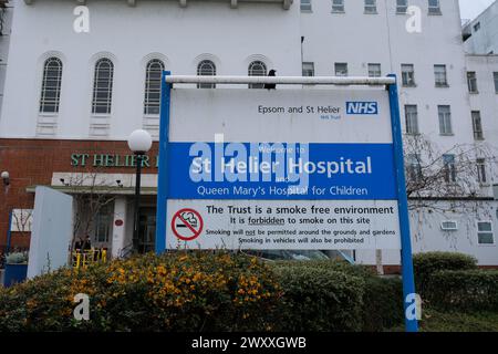 London, UK. A sign outside the St Helier Hospital and Queen Mary Hospital for Children in Sutton, South London. Stock Photo