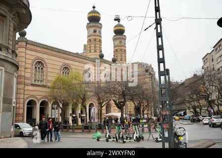 Street view outside The Dohány Street Synagogue. Stock Photo