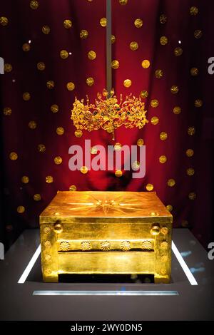 Museum of the Royal Tombs of Aigai (Vergina), Greece, centered around the royal tombs built by the ancient Kingdom of Macedon at Aigai. Stock Photo