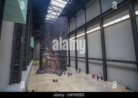 El Anatsui: Behind the Red Moon  exhibition at Tate Modern, London Stock Photo