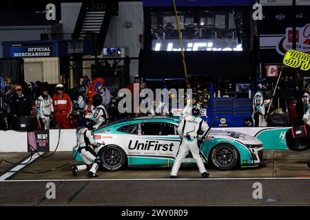 Richmond, Va, USA. 31st Mar, 2024. NASCAR Cup Series driver, Chase Elliott makes a pit stop for the Toyota Owners 400 in Richmond, VA, USA. (Credit Image: © Stephen A Arce Action Sports Pho/ASP) EDITORIAL USAGE ONLY! Not for Commercial USAGE! Stock Photo