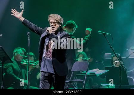 Italian singer Music Concert - Samuele Bersani Samuele Bersani Milano ...