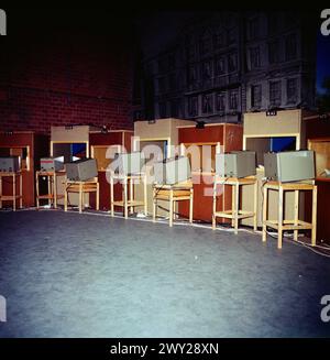 Anlass Besuch John F. Kennedy in Berlin - Sender Freies Berlin SFB - Sprecherkabine für die Übertragungen rund um US-Präsident Kennedys Besuch in Berlin, Deutschland 1963. Stock Photo