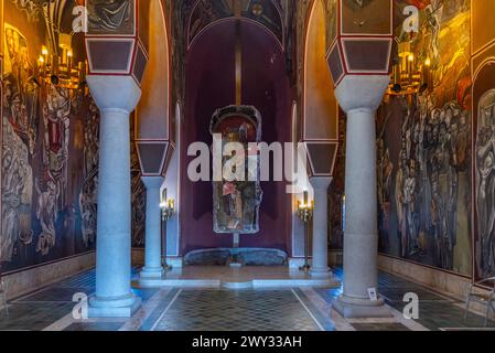 Veliko Tarnovo, Bulgaria, January 21, 2024: Interior of the Patriarchal Cathedral of the Holy Ascension in Veliko Tarnovo, Bulgaria Stock Photo