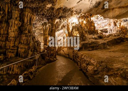 Amazing photos of Drach Caves in Mallorca, Spain Stock Photo