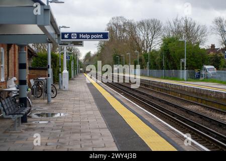 Datchet, Berkshire, UK. 4th April, 2024. A quiet day at Datchet Railway Station in Berkshire. ASLEF industrial action has started today. A revised timeable is running for South Western Trains out of Windsor to Waterloo in London. Credit: Maureen McLean/Alamy Live News Stock Photo