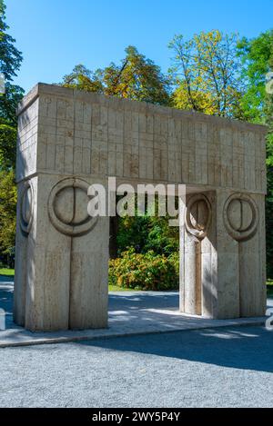 The Gate Of The Kiss in Romanian town Targu Jiu Stock Photo