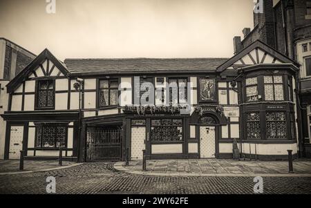 Ye Olde Man and Scythe Public House, Bolton, Lancashire, England Stock Photo