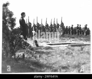 FUNERAL OF MAJOR CHARLES SWEENEY, M.C. - Field Marshal Montgomery at the funeral of Major Charles Sweeney, MC., who was killed whilst escorting a German Admiral back from Kiel, when his car went off the road and crashed into a tree at Celle. , British Army, 21st Army Group Stock Photo