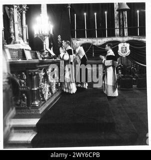 CEREMONIAL FUNERAL OF BRUSSELS POLICE SHOT BY THE GERMANS - The Archbishop taking the Service , British Army, 21st Army Group Stock Photo