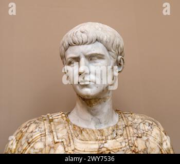 Caligula. Marble head of Emperor Gaius Julius Caesar Augustus Germanicus (AD 12-AD 41), c.. 1700-1800 Stock Photo