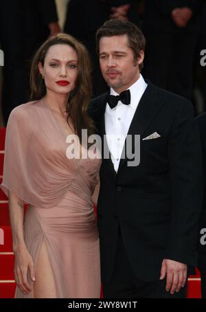 CANNES, FRANCE - MAY 20: Angelina Jolie, Brad Pitt attend the Inglourious Basterds Premiere held at the Palais Des Festivals during the 62nd International Cannes Film Festival on May 20th, 2009 in Cannes, France.SVPG/MediaPunch Stock Photo