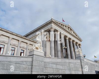 Vienna, Austria, Austria. 5th Apr, 2024. The front of the Austrian Parliament (Credit Image: © Bianca Otero/ZUMA Press Wire) EDITORIAL USAGE ONLY! Not for Commercial USAGE! Stock Photo