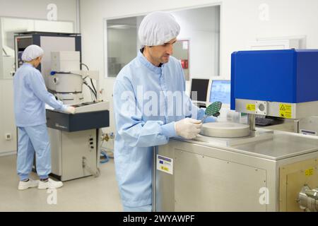 PECVD system for deposition of passivation layers silicon nitride on ...