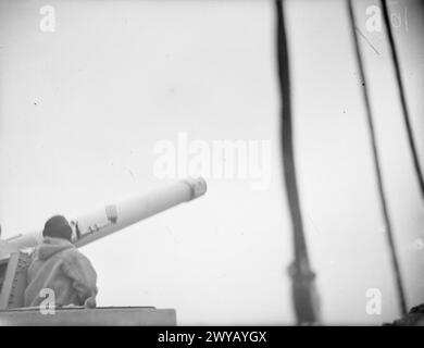ON BOARD THE DESTROYER HMS KELVIN. 1941. - 4.7 anti aircraft gun firing ...