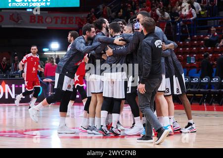 Milan, Italy. 05th Apr, 2024. Virtus Segafredo Bologna during EA7 Emporio Armani Milano vs Virtus Segafredo Bologna, Basketball Euroleague match in Milan, Italy, April 05 2024 Credit: Independent Photo Agency/Alamy Live News Stock Photo