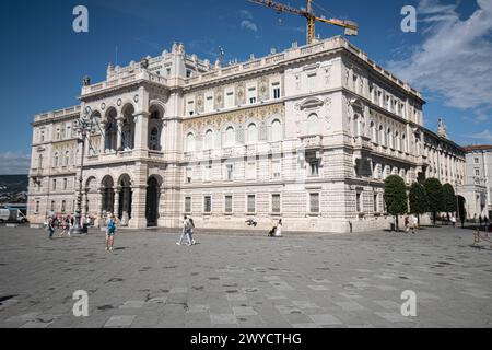 Trieste: Palazzo della Luogotenenza austriaca. Unity of Italy Square (Piazza Unita d' Italia). Italy Stock Photo