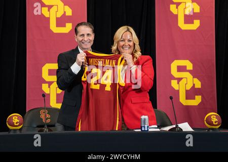 Eric Musselman is introduced as the new head coach for USC Trojans men’s basketball by Athletic Director Jennifer Cohen during a press conference, Fri Stock Photo