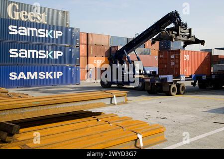 Cargo containers, Port of Bilbao, Santurtzi. Biscay, Euskadi, Spain. Stock Photo