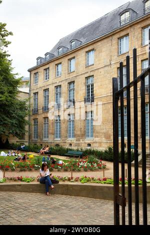 Jardin de l'hotel-Lamoignon. Le Marais. Paris. France. Stock Photo