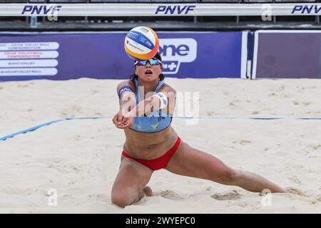 Laguna Province, Philippines. 6th Apr, 2024. Tsujimura Riko competes during the women's round of 16 match between Olivia MacDonald/Danielle Quigley of New Zealand and Tsujimura Riko/Nishibori Takemi of Japan at the Asian Volleyball Confederation (AVC) Beach Tour Nuvali Open in Laguna Province, the Philippines, April 6, 2024. Credit: Rouelle Umali/Xinhua/Alamy Live News Stock Photo