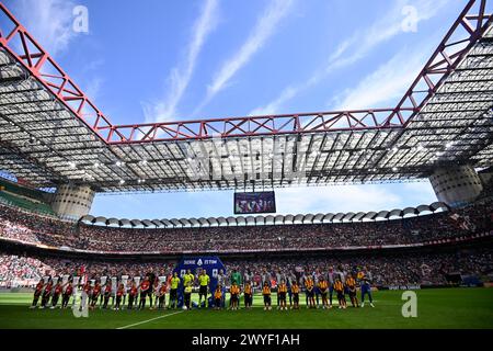 Milano, Italia. 06th Apr, 2024. warms up prior to the Serie A soccer match between AC Milan and US Lecce at the San Siro Stadium in Milan, Italy - Saturday, April 6, 2024. Sport - Soccer . (Photo by Fabio Ferrari/LaPresse) Credit: LaPresse/Alamy Live News Stock Photo