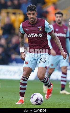 Wolverhampton, UK. 6th Apr, 2024. Emerson Palmieri of West Ham United during the Premier League match at Molineux, Wolverhampton. Picture credit should read: Andrew Yates/Sportimage Credit: Sportimage Ltd/Alamy Live News Stock Photo