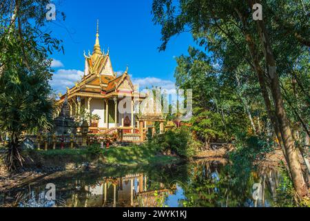 Cambodia, Kampot province, surroundings of Kampot, Kampong Kraeng, Teuk Vil Buddhist pagoda Stock Photo