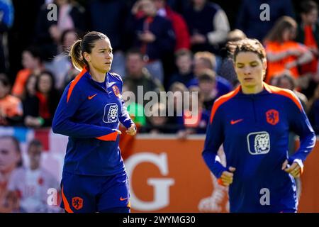 Zeist, Netherlands. 07th Apr, 2024. ZEIST, NETHERLANDS - APRIL 7: Damaris Egurrola of the Netherlands during a Training Session of the Netherlands Women's Football Team at the KNVB Campus on April 7, 2024 in Zeist, Netherlands. (Photo by Rene Nijhuis/Orange Pictures) Credit: Orange Pics BV/Alamy Live News Stock Photo
