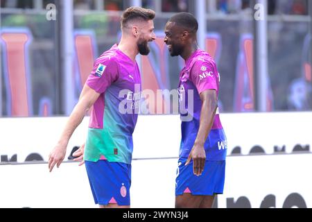 Milan, Italy. 6th Apr, 2024. Italy, Milan, april 6 2024: Olivier Giroud (AC Milan) scores and celebrates with teammates the 2-0 goal at 20' during soccer game AC Milan vs US Lecce, day31 Serie A 2023-2024 San Siro Stadium.AC Milan vs US Lecce, Lega Calcio Serie A 2023/2024 day 31 at San Siro Stadium (Credit Image: © Fabrizio Andrea Bertani/Pacific Press via ZUMA Press Wire) EDITORIAL USAGE ONLY! Not for Commercial USAGE! Stock Photo