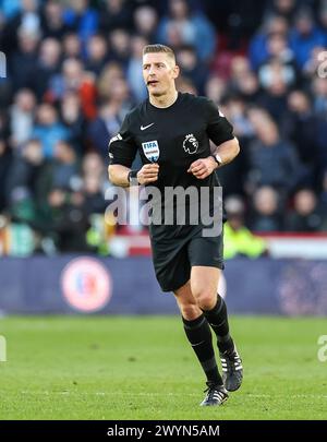 Bramall Lane, Sheffield, UK. 7th Apr, 2024. Premier League Football, Sheffield United versus Chelsea; Referee Robert Jones Credit: Action Plus Sports/Alamy Live News Stock Photo