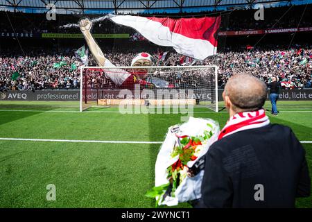 Rotterdam, The Netherlands. 07th Apr, 2024. Rotterdam - during the Eredivisie match between Feyenoord v Ajax at Stadion Feijenoord De Kuip on 7 April 2024 in Rotterdam, The Netherlands. Credit: box to box pictures/Alamy Live News Stock Photo