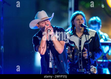 American country rock band NEEDTOBREATHE with lead singer BEAR RINEHART (left) and bass player SETH BOLT (right) perform at a taping of CMT Country Crossroads on the University of Texas campus on April 5, 2024.  Credit: Bob Daemmrich/Alamy Live News Stock Photo